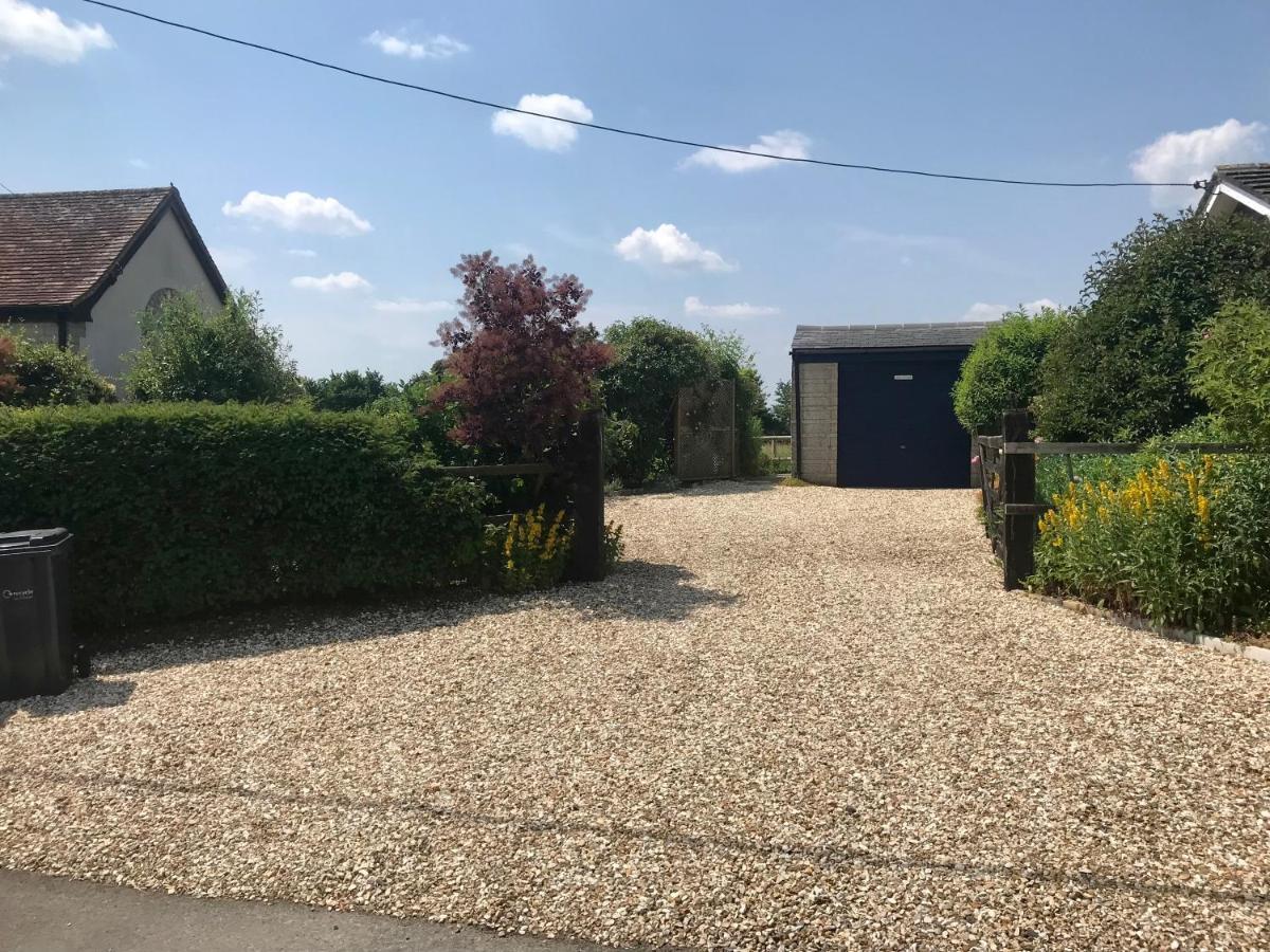 Charming Modernized Country Cottage Near Mere, Wiltshire Mere  Exterior foto